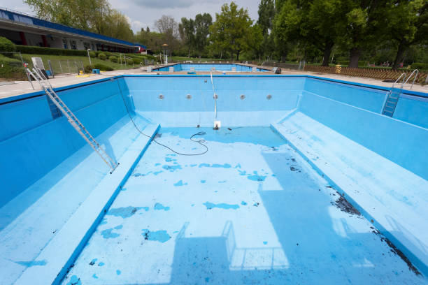 Best Professional water damage repair  in Pataskala, OH